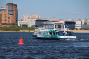 Прогулки на теплоходе в Казани